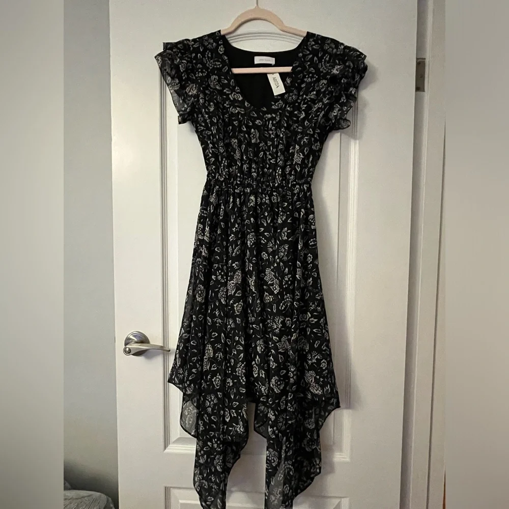 Aritzia Little Moon Tessa Dress Brand New with Tags - Picture 1 of 3